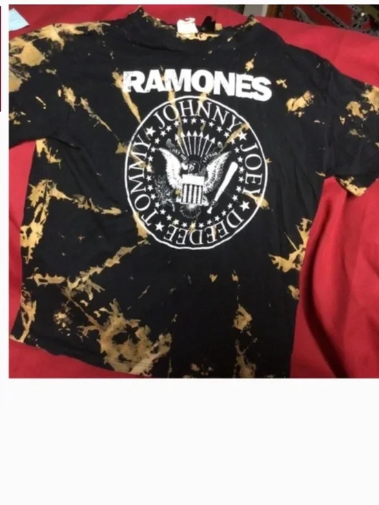 RAMONES tshirt - Picture 1 of 3